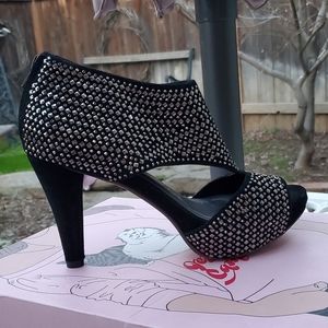 Jeffrey Campbell Rally